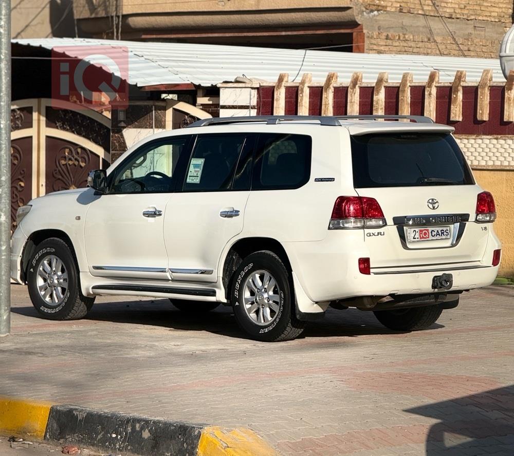 تويوتا لاندكروزر